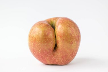 Apple bir insan poposu gibi görünüyor