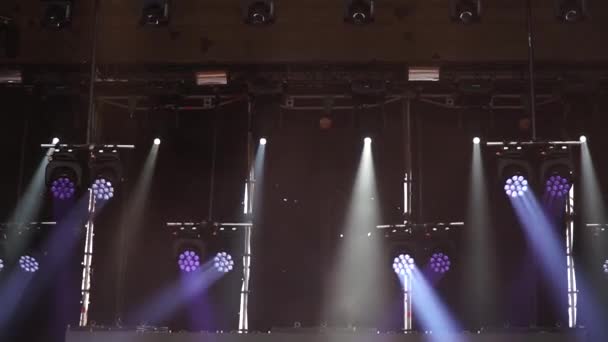 Stage Lights Turned Concert Blinking Shining Show Cones Light Smoke — Stock Video