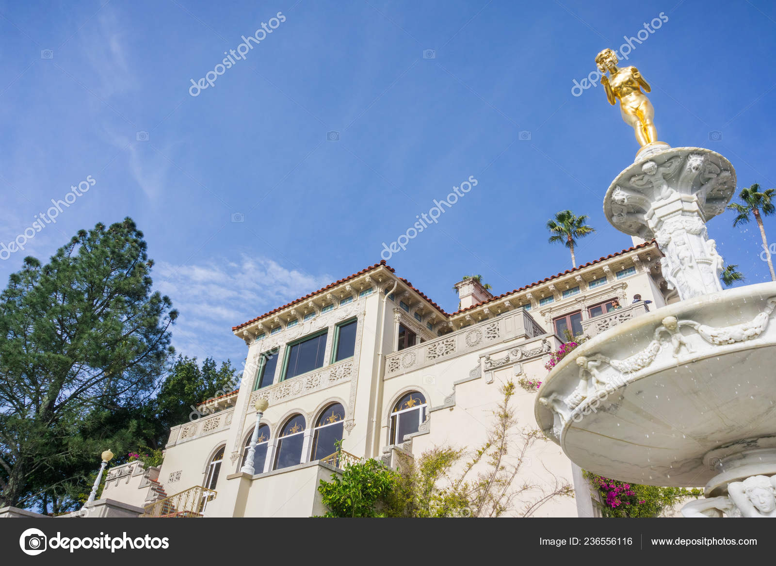 December 2017 San Simeon Usa Facade Casa Del Mar One Stock