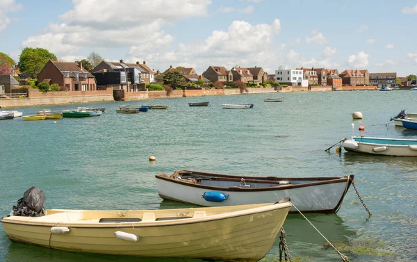 Boats Moored Seafront Emsworth Hampshire England Houses — Stock Photo, Image
