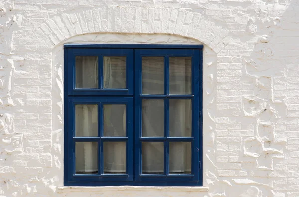 Quadro Janela Madeira Pintado Azul Definido Tijolo Caiado Parede Pedra — Fotografia de Stock