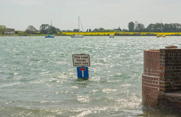 Warning Road Sign Flooding High Tide Sign Almost Submerged Bosham — Stock Photo, Image