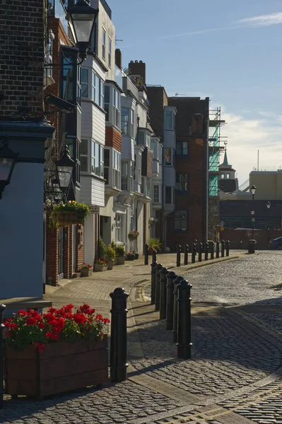 Вимощені вулицею в Портсмуті, Англія — стокове фото