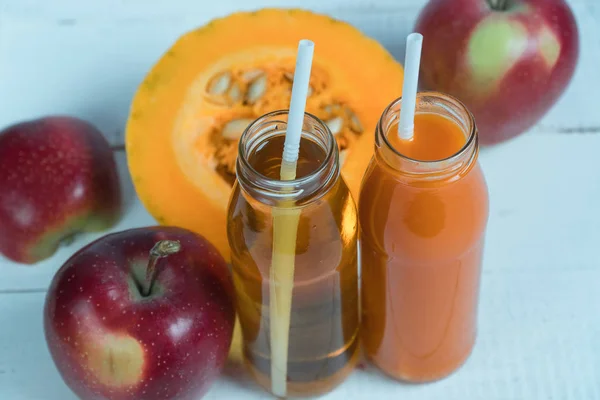 Sok Dyni Sok Jabłkowy Świeży Sok Naturalny Sok Apple Pumpkin — Zdjęcie stockowe