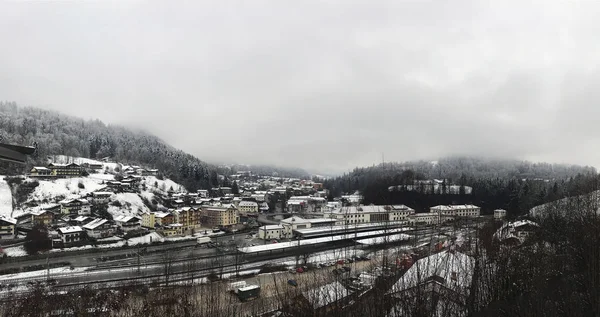 Vista Panorámica Ciudad Berchtesgaden Cubierta Nieve Baviera Alemania —  Fotos de Stock