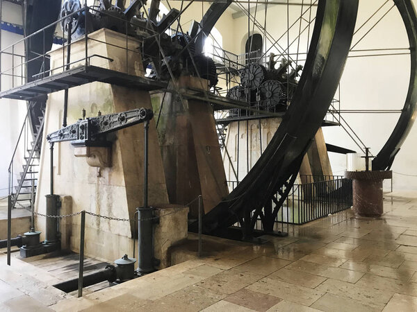 Подводные тоннели соляной шахты "Saline" в Бад-Фахолле, Бавария, Германия
