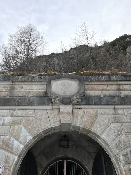 Kehlsteinhaus Asansör, Kehlstein dağ Berchtesgaden, Bavyera, Almanya için yeraltı geçidi 