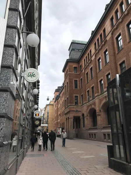 Gente Caminando Por Calle Centro Histórico Estocolmo Suecia — Foto de Stock