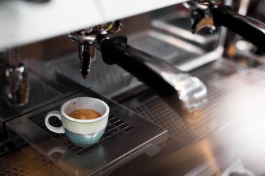 siyah kahve sabah kahve makinesi