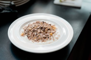 güzel ev yapımı müsli beni mutlu bu gün