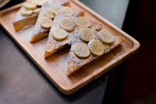 lezzetli ev yapımı kahvaltı tost beni mutlu bu gün