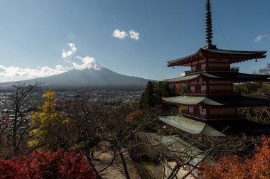 büyük sonbahar sezonu renkli yaprak ve fuji Dağı, Japonya güzel manzara