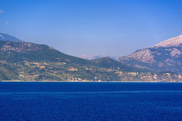 Panorama Einer Meereslandschaft Mit Der Hügeligen Küste Horizont Und Großer — Stockfoto