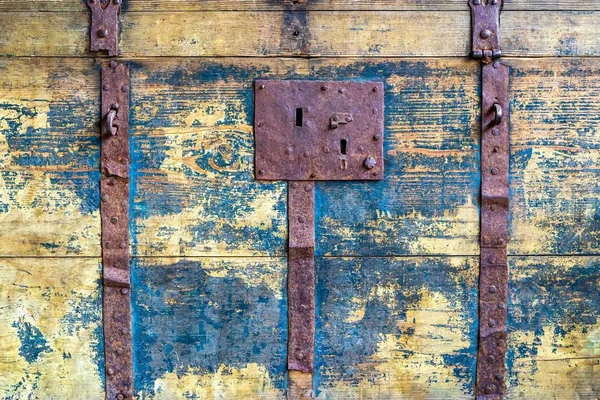 Textura vintage de viejas tablas de madera y metal oxidado . — Foto de Stock