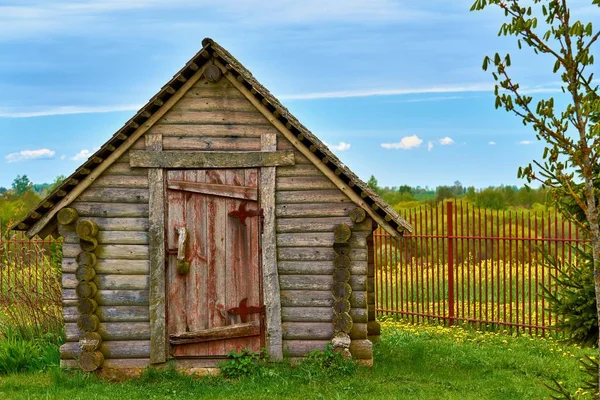 One old wooden hut closeup — Stock Photo, Image