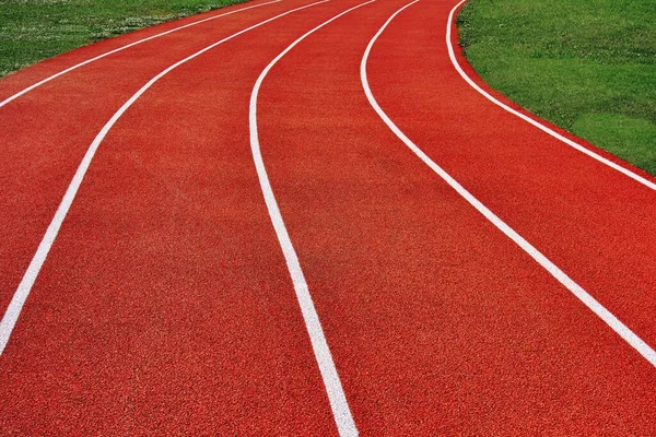 Parte Fechamento Esteira Esportiva Para Fundo Vermelho Marcas Listradas Brancas Imagem De Stock