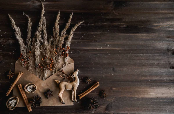 Dried flowers on the table