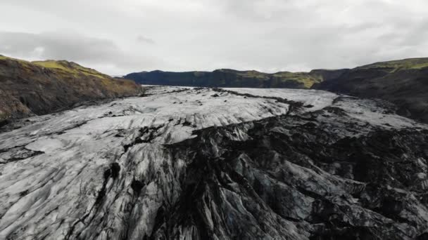 Dron Przelatujący Nad Lodowcem Skaftafell Parku Narodowym Vatnajokull Islandia — Wideo stockowe