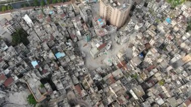 Guangzhou, Çin - Hava görüntüleri şehir merkezindeki eski gecekondu evlerini gösteriyor