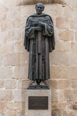 San Pedro de Alcantara Santa Maria: Extremadura, Spain Caceres şehir içinde concathedral kapılarında bulunan heykeli.