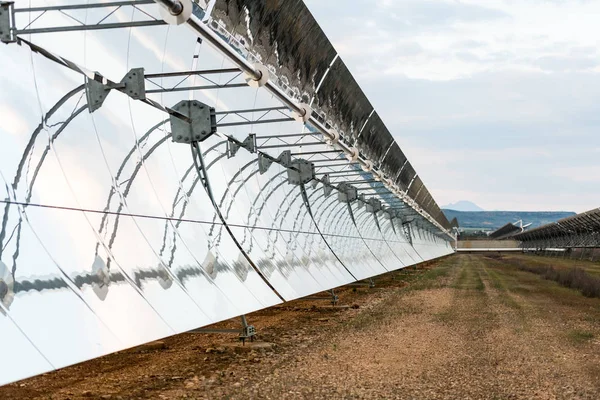 Detail of the concentrators and solar panels of the solar thermal power plant Solaben in Logrosan — Stock Photo, Image