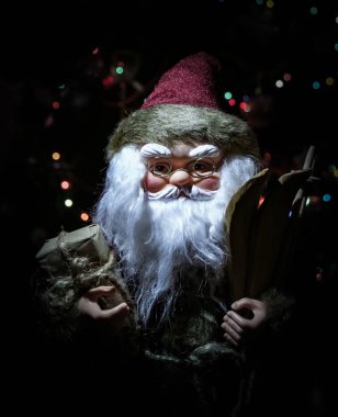 Noel Baba Noel arka plan üzerinde ağaç