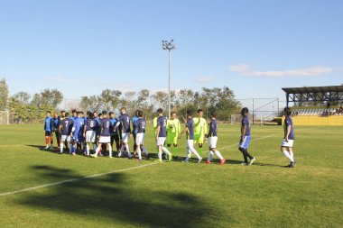 Antalya, Türkiye. 25 Aralık 2018. Açık bir stadyumda futbolcular için bir oturum eğitimi 