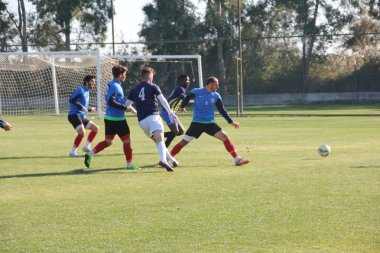 Antalya, Türkiye. 25 Aralık 2018. Açık bir stadyumda futbolcular için bir oturum eğitimi 