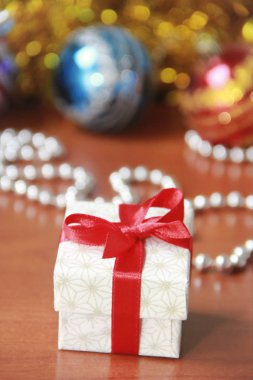 noel dekor ea yeni yıl tatili kırmızı yay ile hediye kutusu