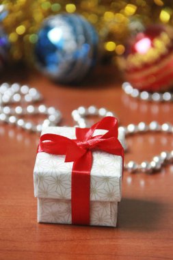 noel dekor ea yeni yıl tatili kırmızı yay ile hediye kutusu