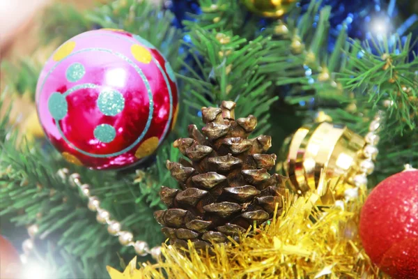 Colorido Brilhante Natal Brinquedos Bolas Árvore Para Novo Feriado Ano — Fotografia de Stock