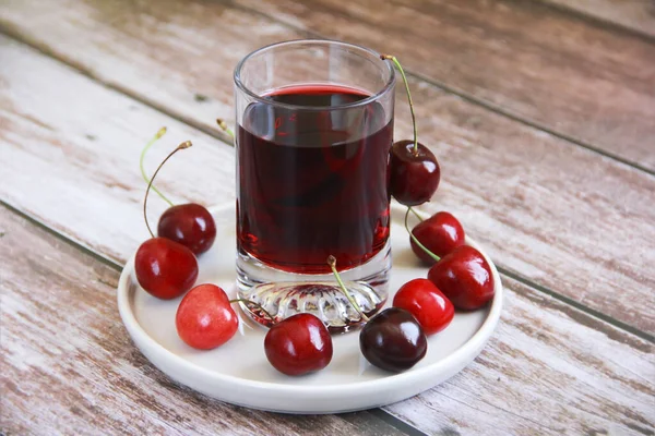 Cherry Drink Glass Glass Natural Red Cherry — Stock Photo, Image
