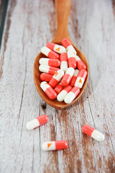 Orange Medicinska Kapslar Med Antibiotikum — Stockfoto