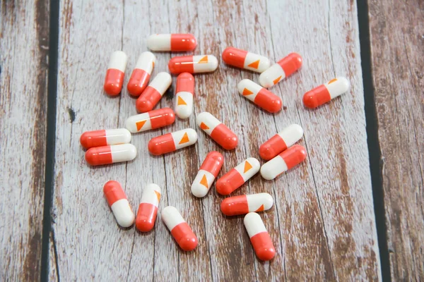 Orange Medicinska Kapslar Med Antibiotikum — Stockfoto