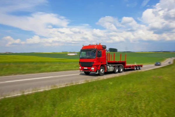 Camion Eccesso Velocità Strada Campagna Moto Offuscata — Foto Stock