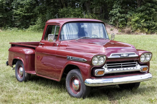 Franken, Almanya, 23 Haziran 2018: bize eski model araba, Chevrolet