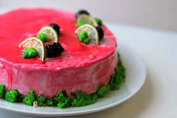 Cake Strawberries Cream — Stock Photo, Image