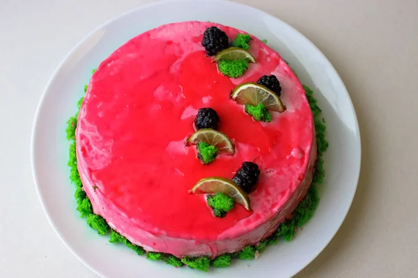 Cake Strawberries Cream — Stock Photo, Image