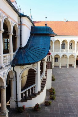 Baranow Sandomierski, Polonya - 08 Ekim 2013: Baranow Sandomierski, Polonya, sarayda dış kez küçük Wawel denilen.