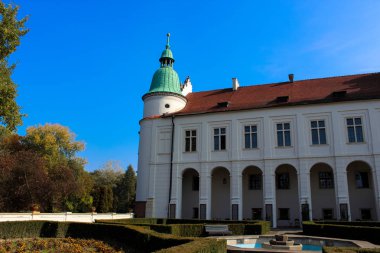 Baranow Sandomierski, Polonya - 08 Ekim 2013: Baranow Sandomierski, Polonya, sarayda dış kez küçük Wawel denilen.