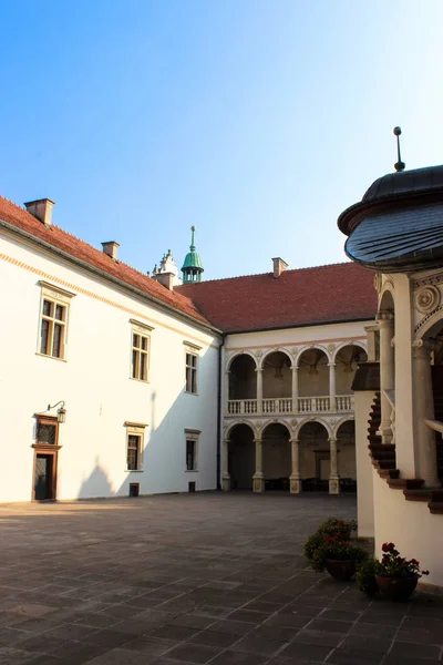 Baranow Sandomierski Polsko Říjen 2013 Exteriérů Paláce Baranow Sandomierski Polsko — Stock fotografie