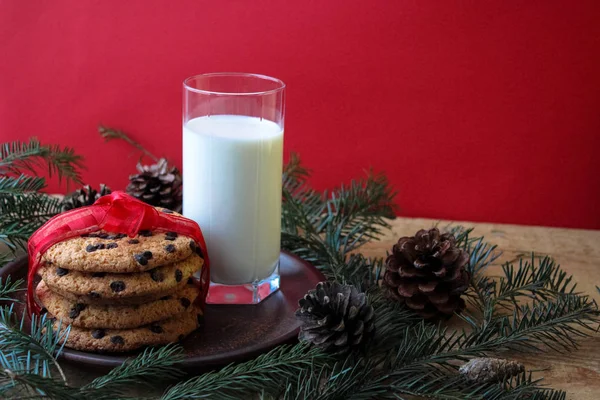 Szklankę Mleka Plików Cookie Dla Santa Christmas Eve Koncepcja — Zdjęcie stockowe