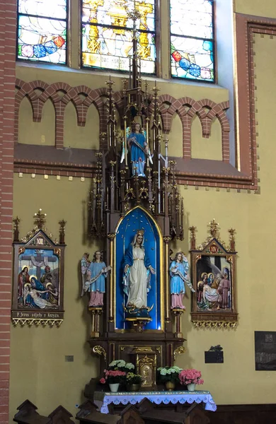 Tarnow Polonia Mayo 2014 Interior Iglesia Gótica Católica Sagrada Familia — Foto de Stock