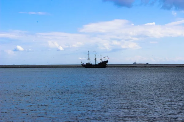 Gdynia Polsko Květen 2014 Výhled Baltské Moře Plachetními Loděmi Černá — Stock fotografie