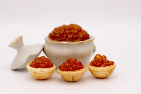 Luxury Red Caviar na tigela. Conceito de foto de alimentos . — Fotografia de Stock