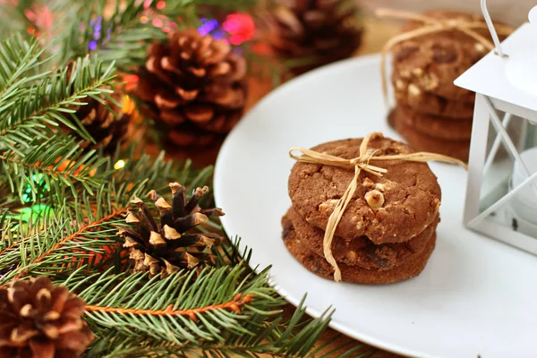 Decorações de Natal - biscoitos de aveia para Papai Noel e branche — Fotografia de Stock