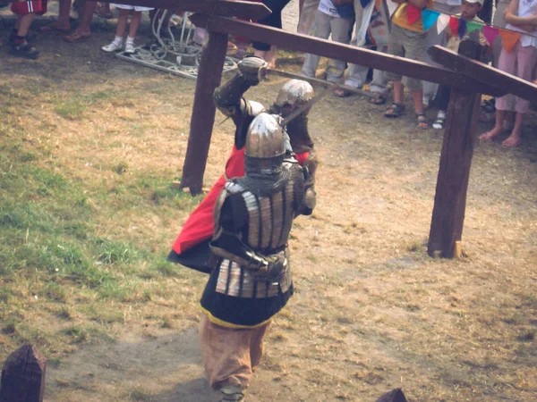 Lutsk, Ukrajina-23. srpna 2008: Festival středověké kultury i — Stock fotografie