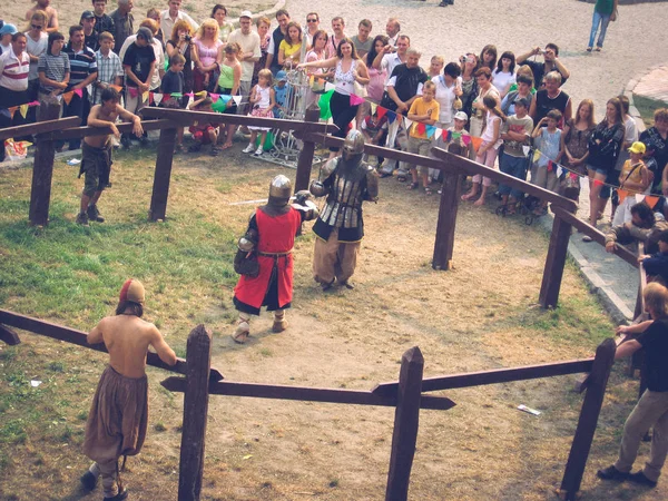 Lutsk, Ukrajina-23. srpna 2008: Festival středověké kultury i — Stock fotografie