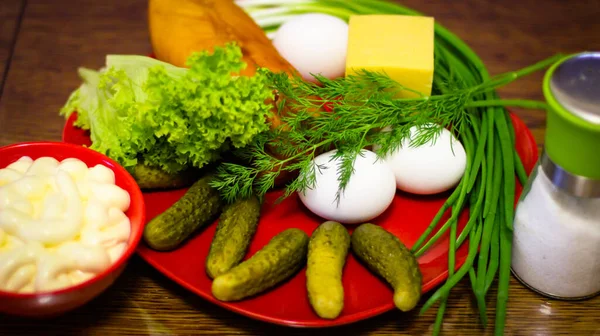Bahan Bahan Untuk Membuat Salad Lezat Telur Ayam Rebus Dan — Stok Foto