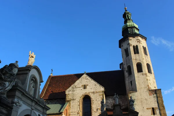 Roof Spires Ancient Church Backdrop Almost Cloudless Blue Sky — стокове фото
